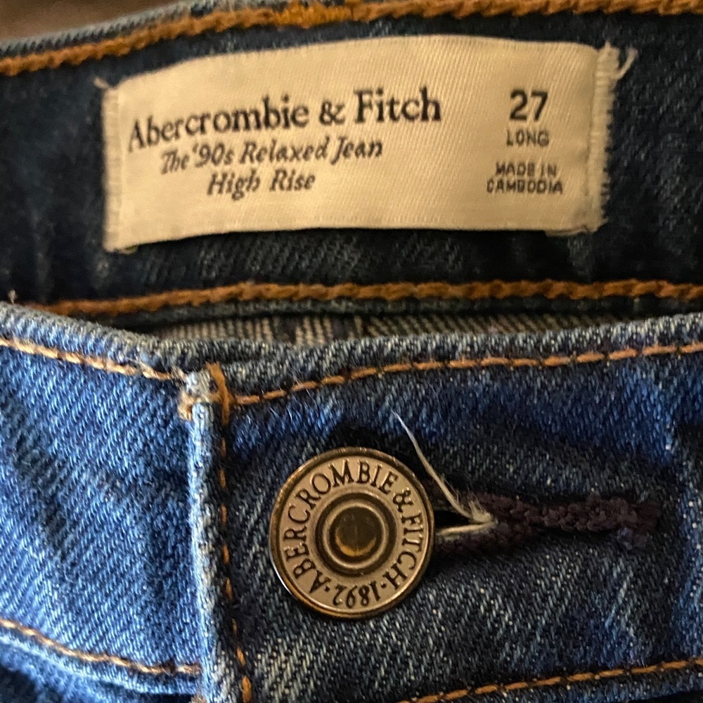 Abercrombie & Fitch Women's High Rise Jeans - Dark Blue - Picture 3 of 3